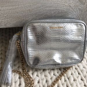 Victoria secret crossbody